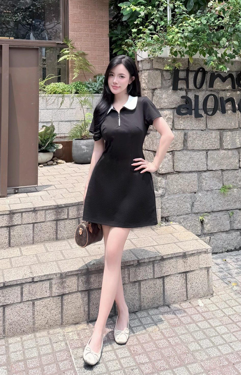 Váy polo cổ sen phối trắng dáng A